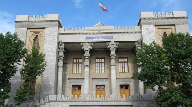 Иран обвинил Британию в провокации под чужим флагом после инцидента на авиабазе Фейрфорд