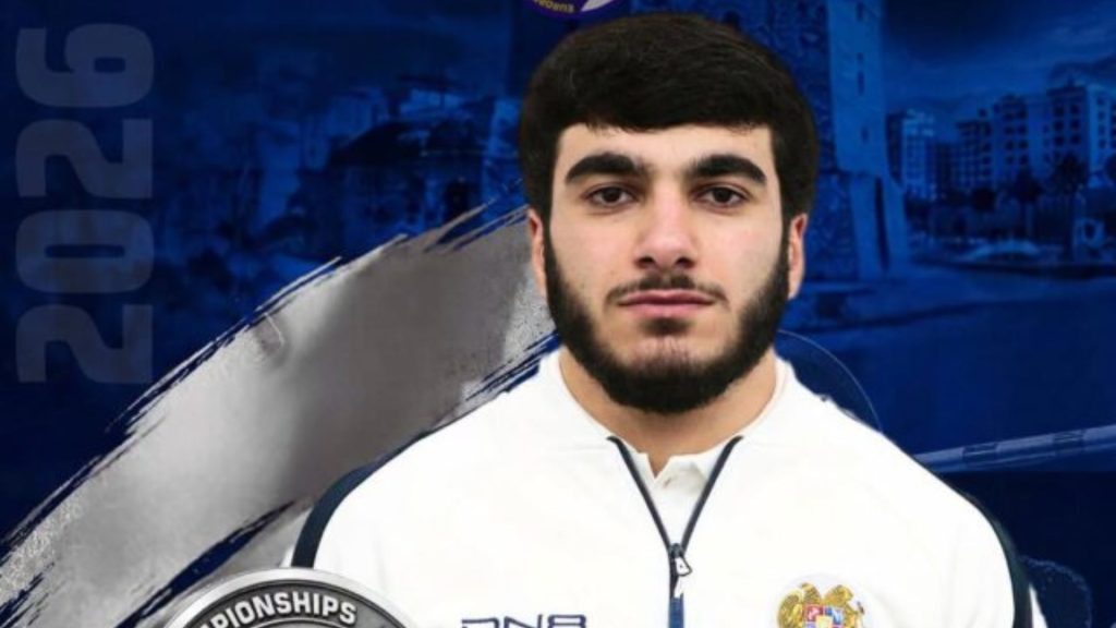 Тигран Карапетян завоевал серебро чемпионата Европы U23 по тяжелой атлетике