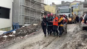Число погибших из-за ливней в Стамбуле достигло пяти, трое числятся пропавшими