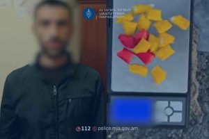 В Сюнике изъяли 17 свертков с метамфетамином: двое арестованы