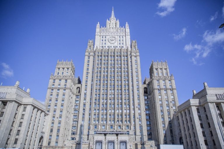 МИД России: проекты в украинских лабораториях могут быть связаны с разработкой компонентов биологического оружия