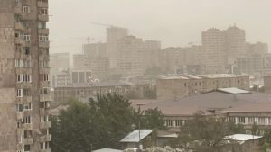 В Ереване зафиксировано превышение допустимого уровня пыли и диоксида азота