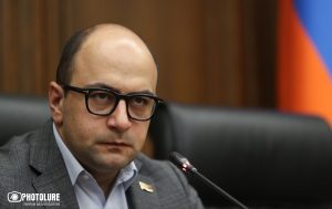 Мамиджанян потребовал ответов: будет ли транзит через Азербайджан действительно «зеркальным»