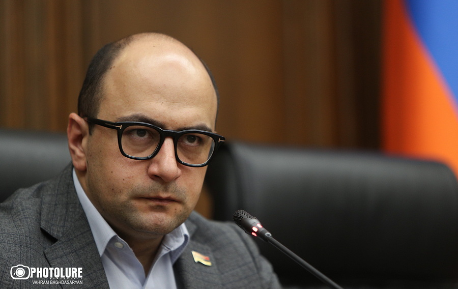 Мамиджанян потребовал ответов: будет ли транзит через Азербайджан действительно «зеркальным»