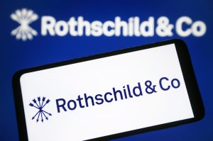 Rothschild & Co. может сопровождать продажу сразу двух украинских госбанков