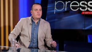 Владимир Мартиросян призвал оппозицию выдвинуть Пашиняну политическую «контроферту»