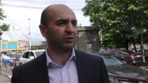 Лидер списка «Наша община» в Мартуни вышел из Антикоррупционного комитета после допроса