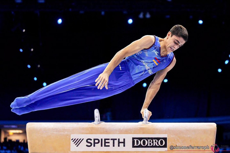 Хамлет Манукян — чемпион мира, Мамикон Хачатрян завоевал бронзу