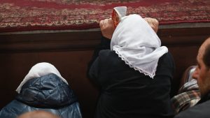 Уход за больными назван служением, требующим терпения и душевной поддержки