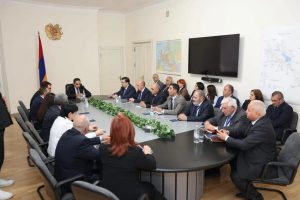 Давид Худатян представил коллективу Комитета гражданской авиации нового председателя