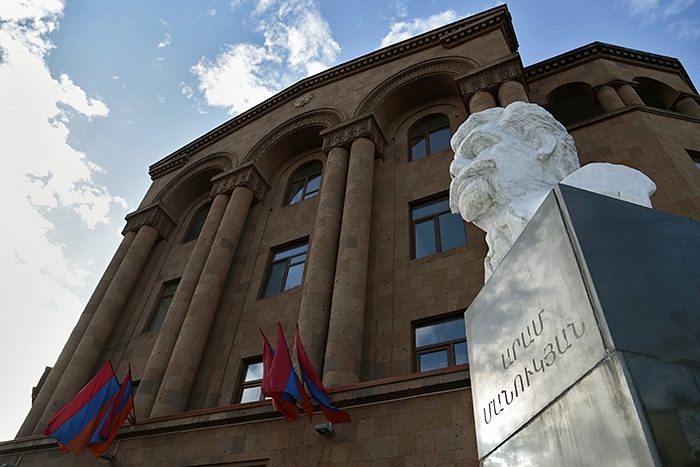 На местных выборах в Армении в МВД поступило 54 сообщения о предполагаемых нарушениях