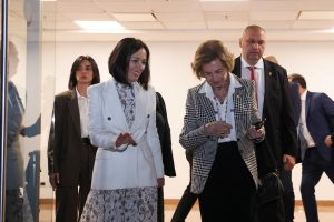 Королева Испании София прибыла в Армению: визит продлится до 29 октября