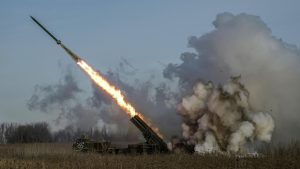 Саудовская ПВО перехватила две баллистические ракеты, направлявшиеся к Эр-Рияду