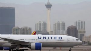 В США пассажир угрожал захватить и уничтожить самолет: лайнер вернули в аэропорт