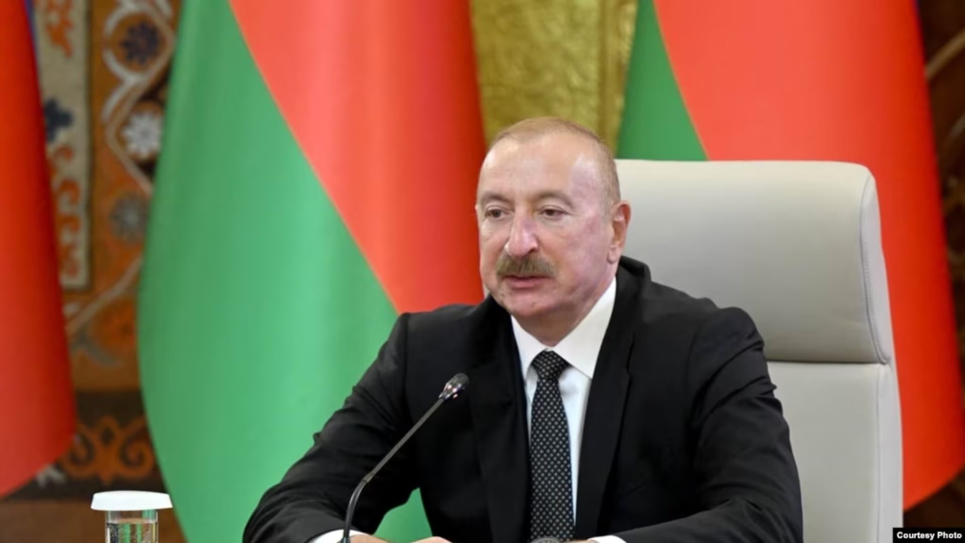 Ալիևը հայտարարել է, որ Հայաստանի նախկին ղեկավարները պետք է պատժվեն