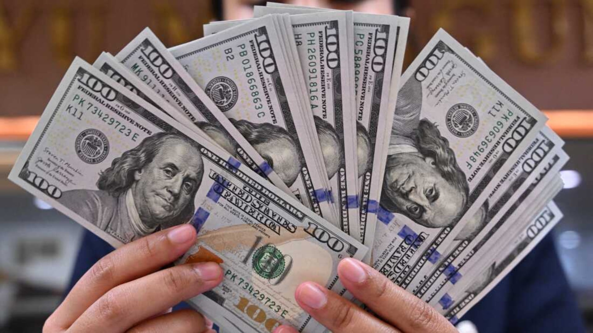 Հոկտեմբերի 7-ին դոլարի վաճառքի նվազագույն փոխարժեքը 362.50 դրամ է