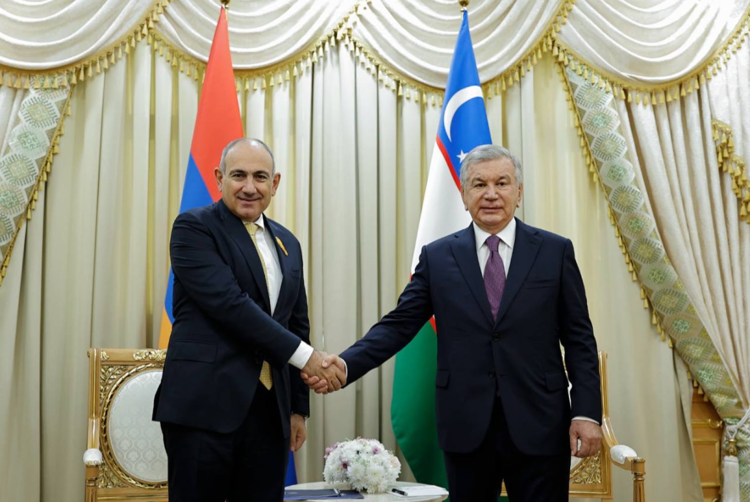 Փաշինյանն ու Միրզիյոևը շեշտել են Հայաստանի և Ադրբեջանի միջև խաղաղության կարևորությունը