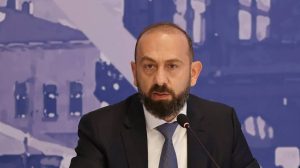 Мирзоян: анклавы и эксклавы с Азербайджаном могут обменять