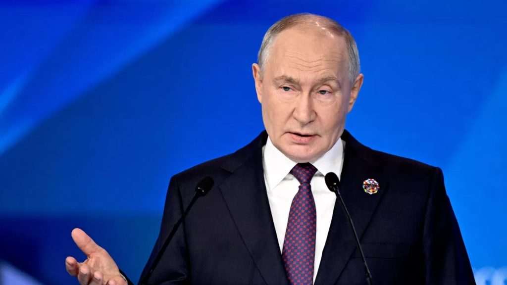 Путин назвал санкции и тарифные войны инструментами неоколониализма и призвал реформировать МВФ и Всемирный банк
