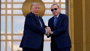 Эрдоган и Трамп обсудили двусторонние отношения и мировые события
