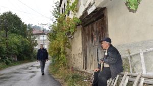 В Турции пенсионеры создали собственную деревню у реки Сакарья
