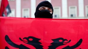 В Албании участников жестоких протестов могут оштрафовать на 5500 евро