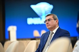 «Аргументу заменили оскорбления, политической мысли — брошенный стул»: Давид Ананян о конфликте в парламенте